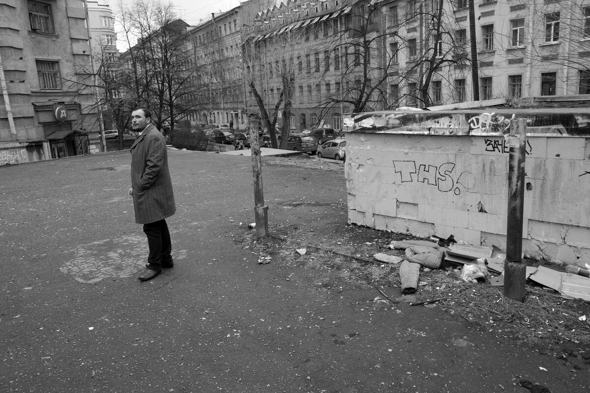 Зачем нам смотреть на кого-то, когда наша задача смотреть на самих себя?